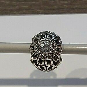 Auth PANDORA *RETIRED* Sterling Silver Floral Brilliance CZ Bead 791260CZ